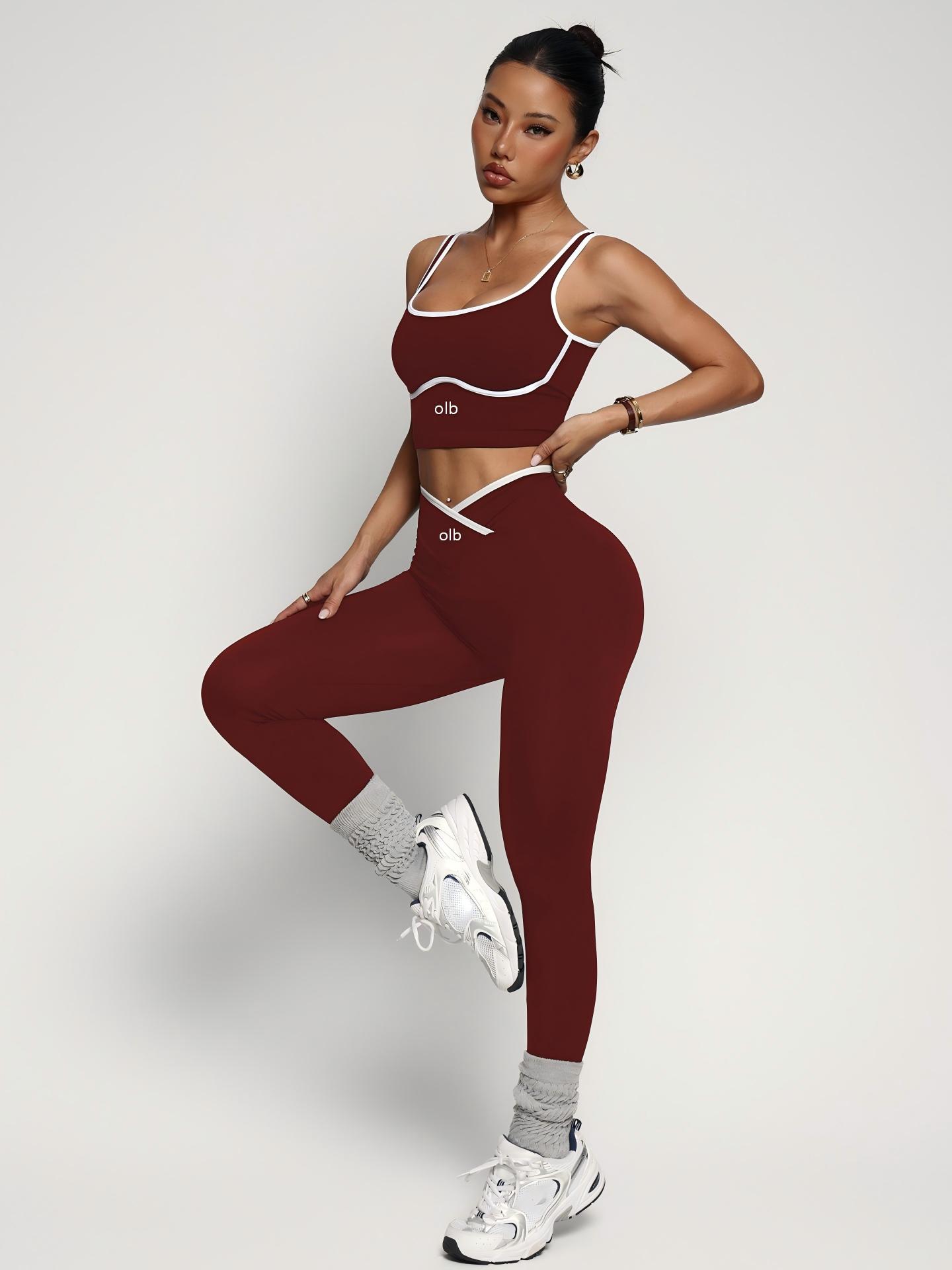Completo sportivo da donna a 2 - Yoga Y Fitness recensione e prezzo